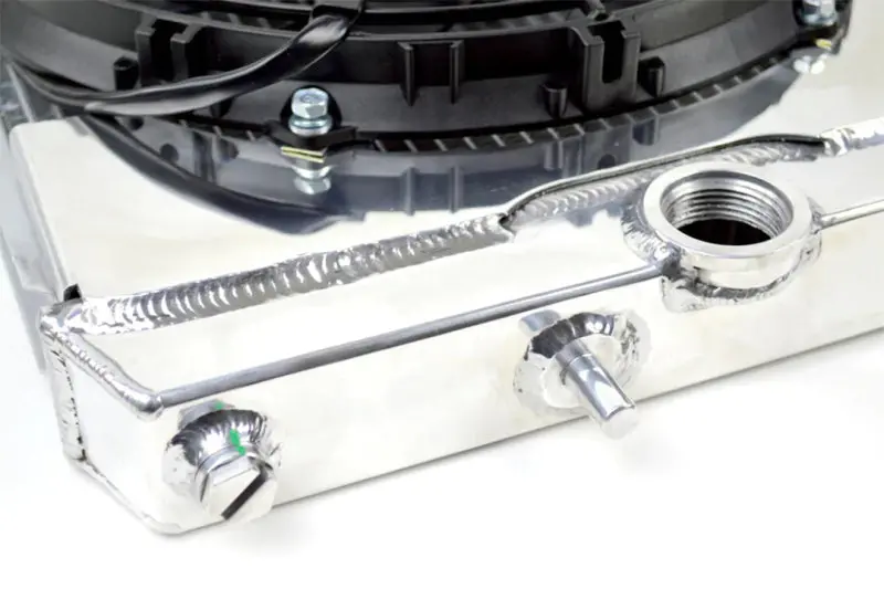 Csf 96-07 Mitsubishi Evo 4/5/6/7/8/9 Full-Slim Radiator W/12In Fan & Shroud/-16An & Slip On Fitting 2