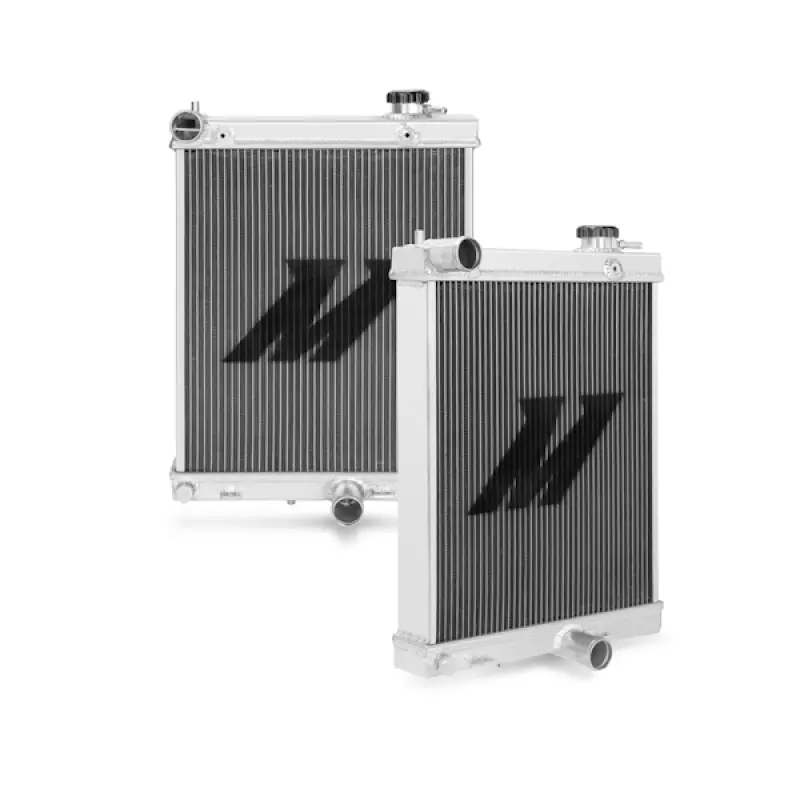 Mishimoto 03-07 Mitsubishi Lancer Evo 7/8/9 Half-Size Performance Aluminum Radiator 2