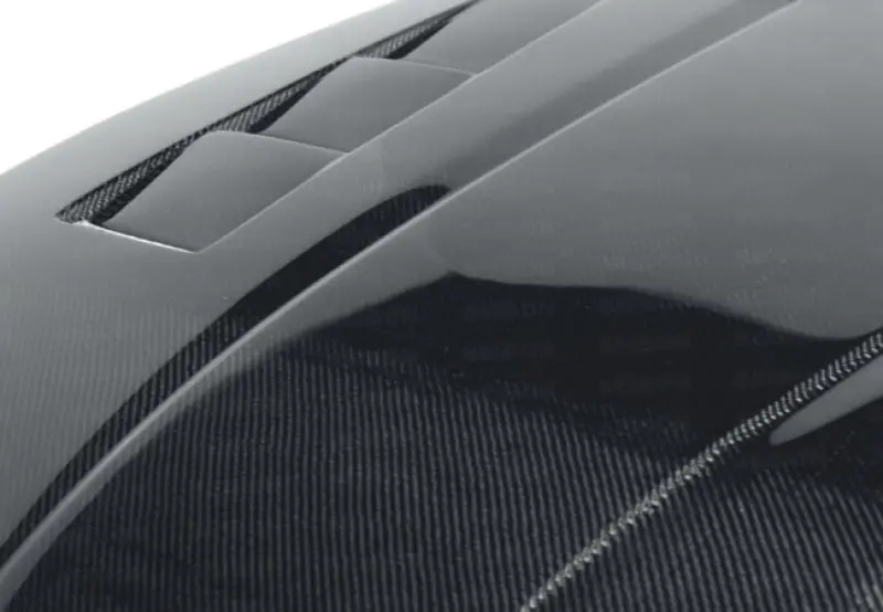 Seibon 02-06 Nissan 350Z Ts Carbon Fiber Hood 2