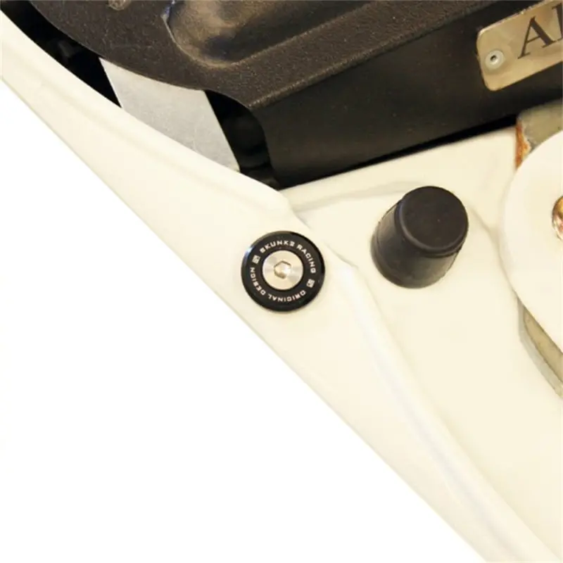 Skunk2 Large Fender Black Anodized Washer Kit (6 Pcs.) 1
