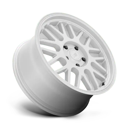 Motegi Mr144 Alloy Wheel – 17X8", 5X4.5 Bolt Pattern, Hyper Silver Finish, 40Mm Offset 1